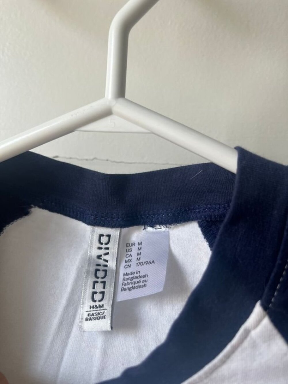 H&M Raglan Sleeve Crop Tee - Picture 2 of 3
